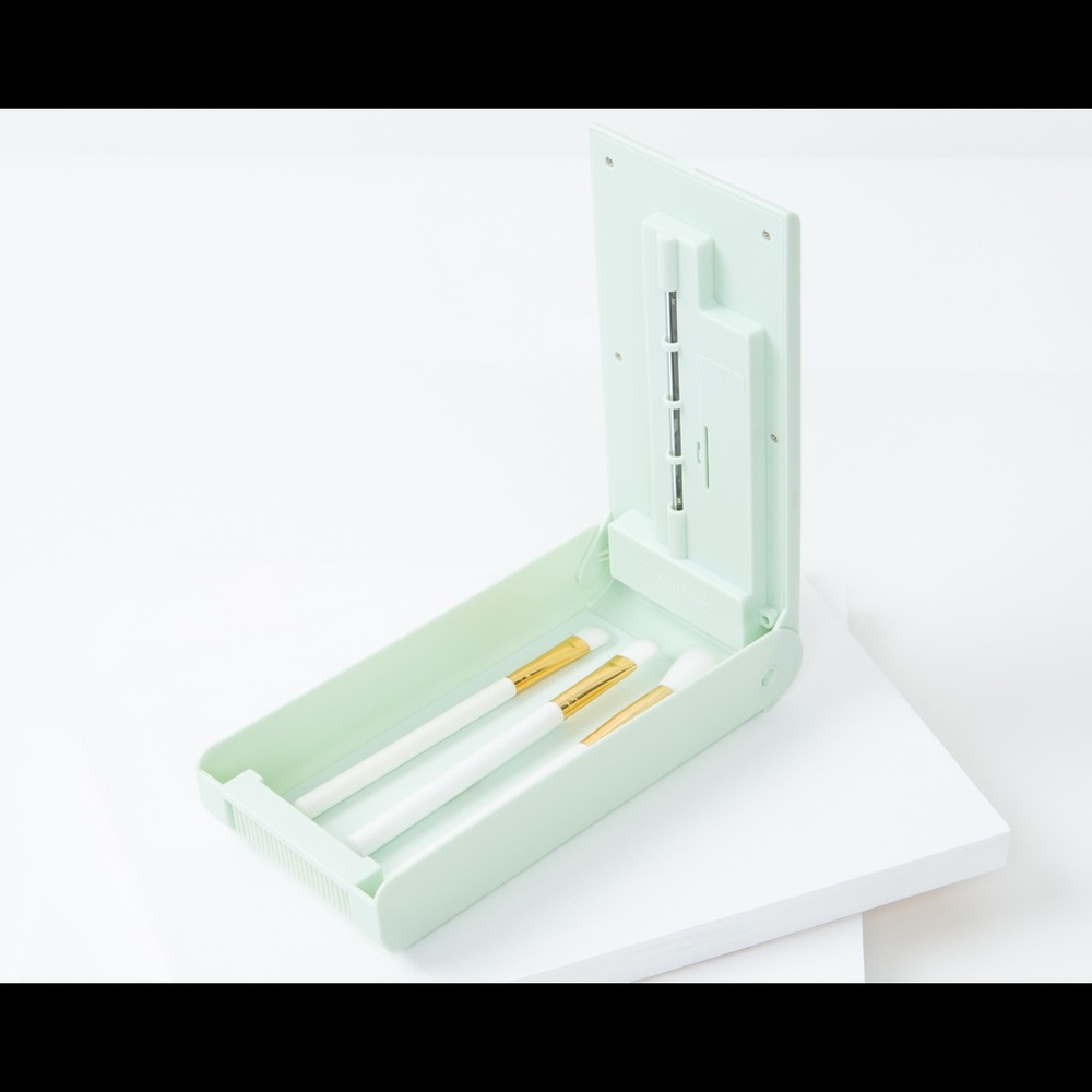 Tech Candy UV Sanitizer Disinfectant box for phone - Picture 3 of 7